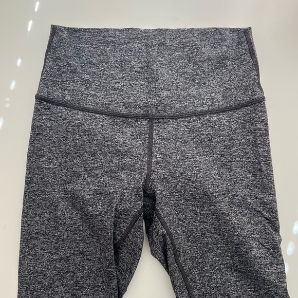 Lululemon Wunder Under Crop Legging - Picture 3 of 4